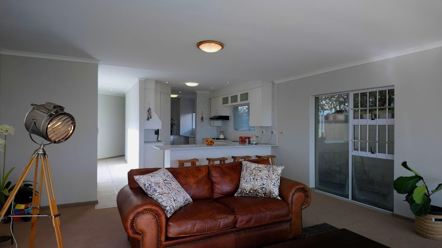 4 Bedroom Property for Sale in Middedorp Western Cape